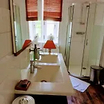 Manoir De La Chapelle Bed & Breakfast Alencon