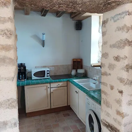 Manoir De La Chapelle Bed & Breakfast 3*