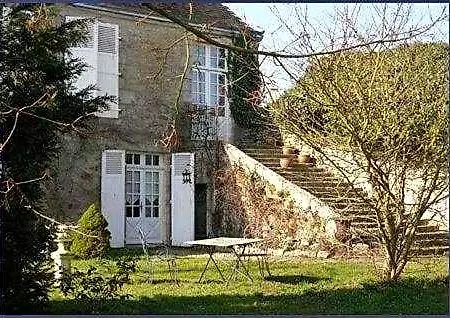 לינה וארוחת בוקר Manoir De La Chapelle