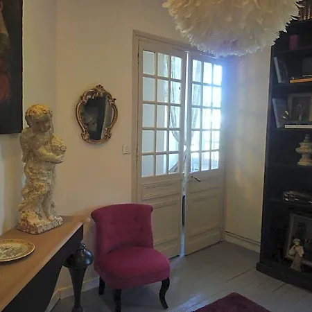 Manoir De La Chapelle 3* אלנסון