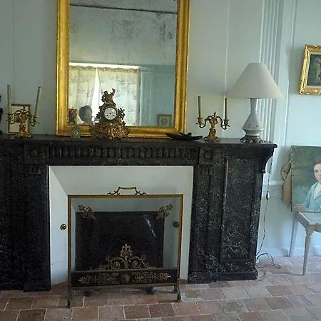 Manoir De La Chapelle לינה וארוחת בוקר אלנסון