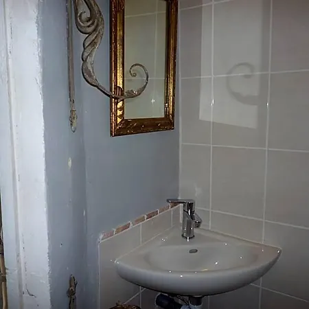 לינה וארוחת בוקר Manoir De La Chapelle אלנסון
