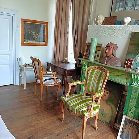 לינה וארוחת בוקר Manoir De La Chapelle