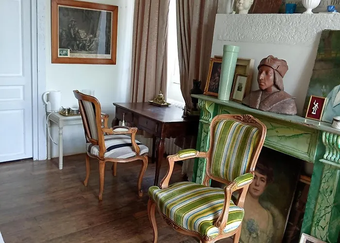 Manoir De La Chapelle Bed & Breakfast