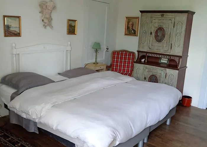 Manoir De La Chapelle Bed & Breakfast 3*