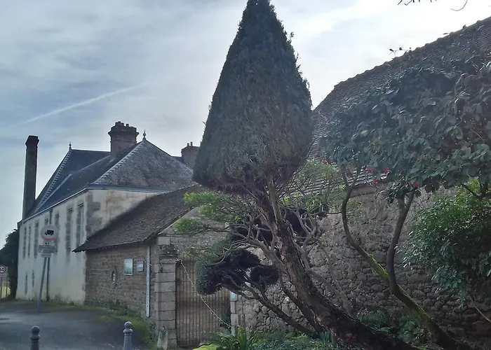 Manoir De La Chapelle Bed & Breakfast